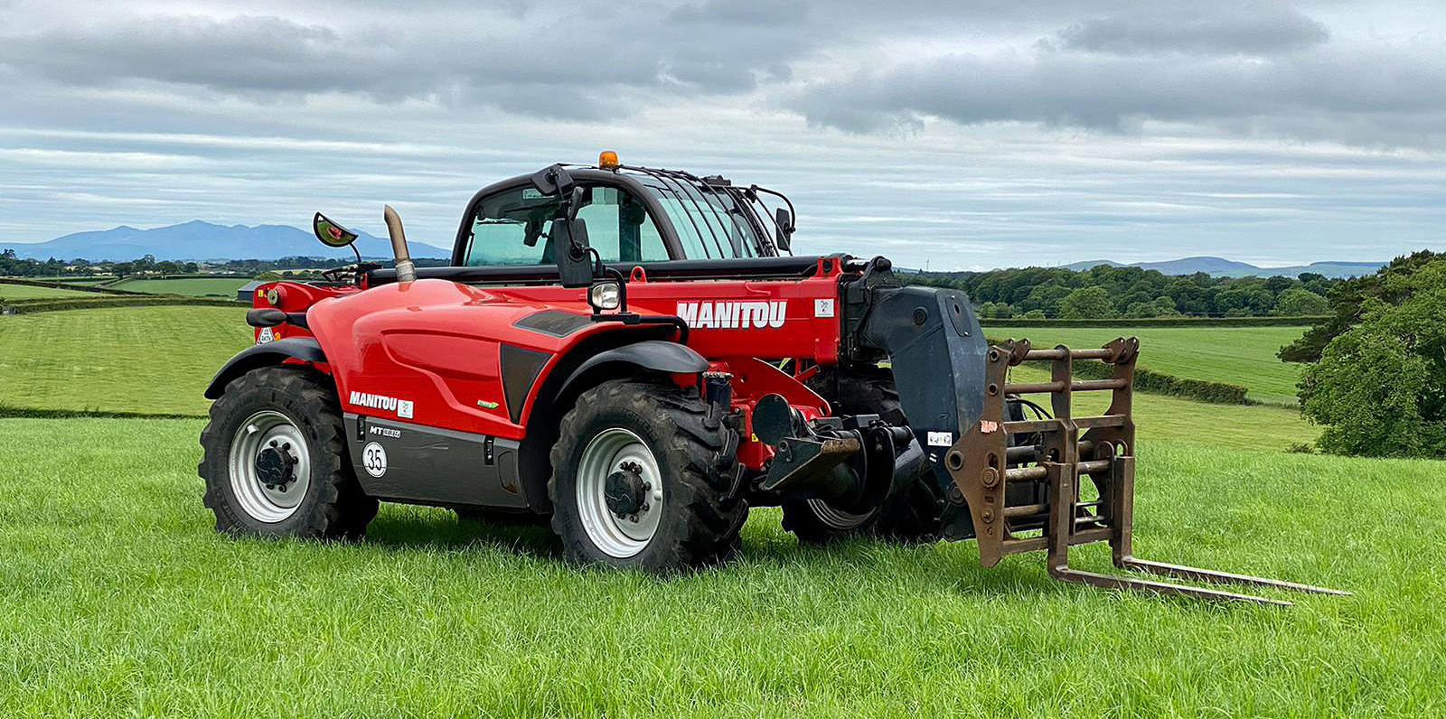 Manitou 13 metre Telehandler for hire from Dial a Digger